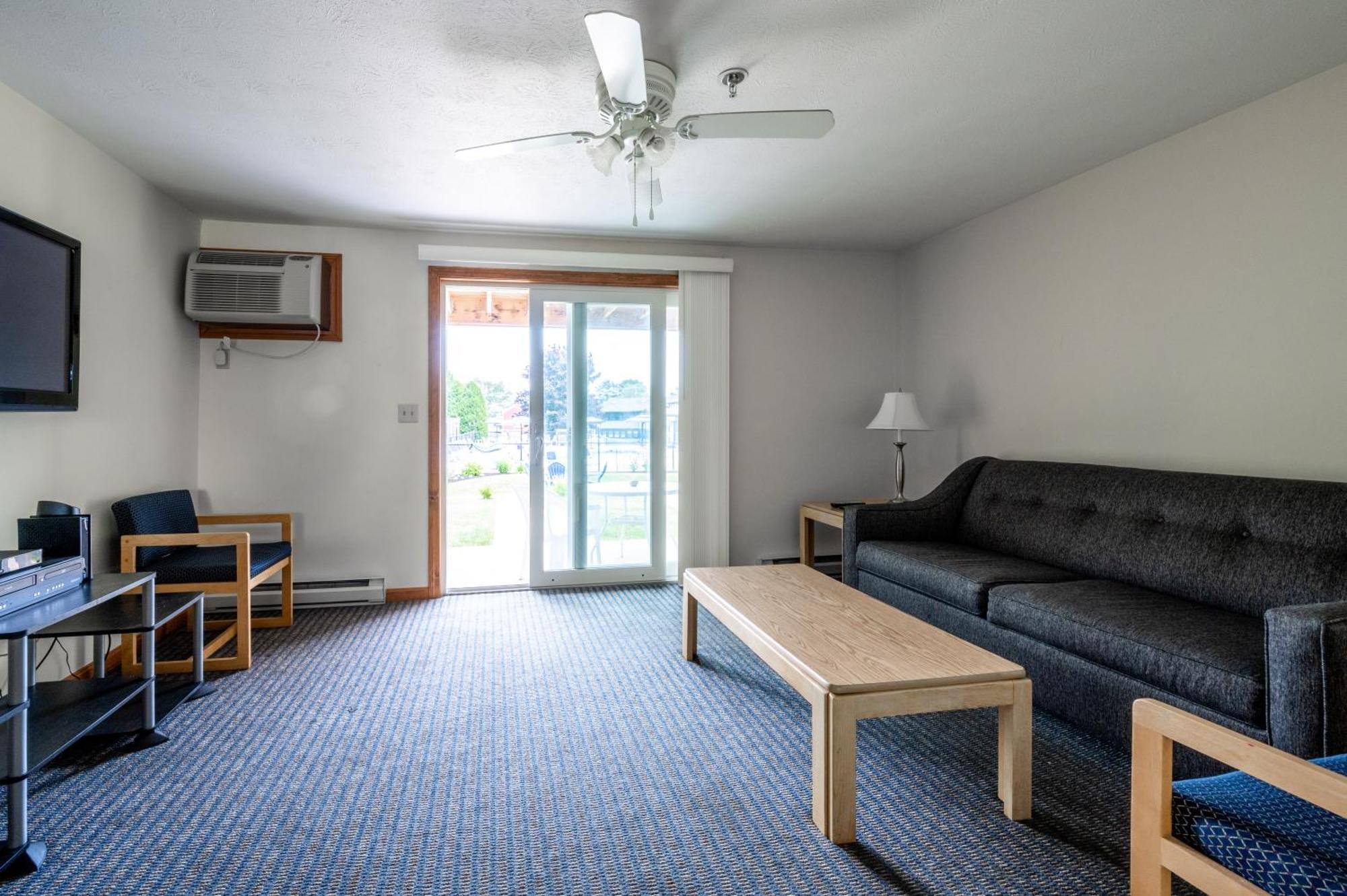 Nautical Mile Resort Wells Eksteriør bilde